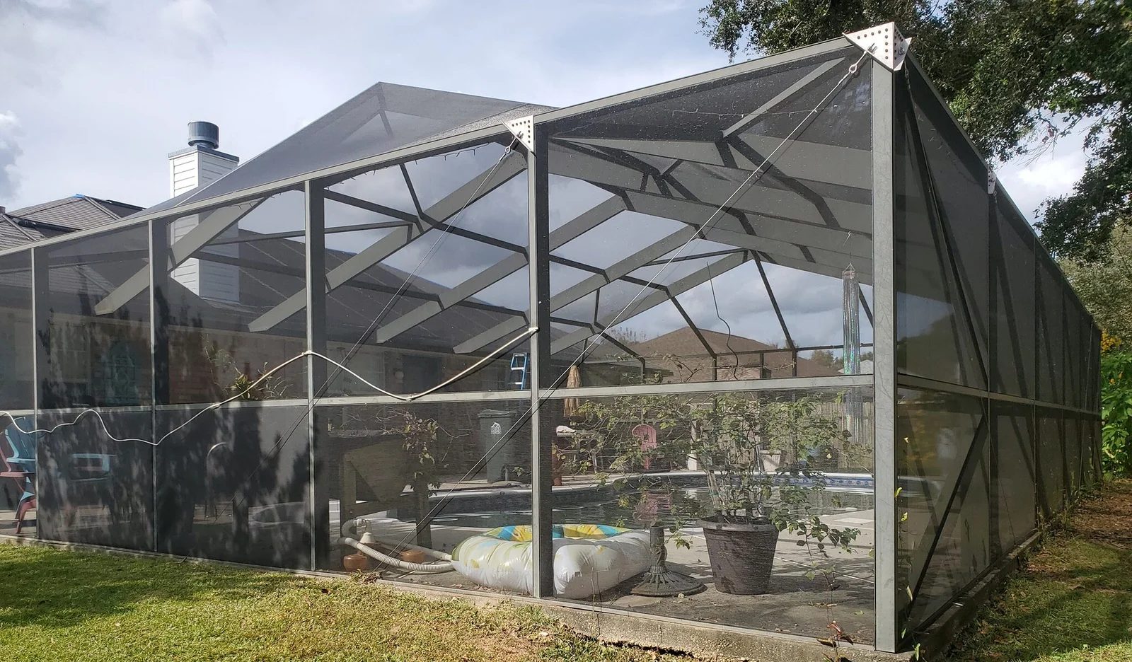 Pool & Patio Cage Rescreening in Jupiter